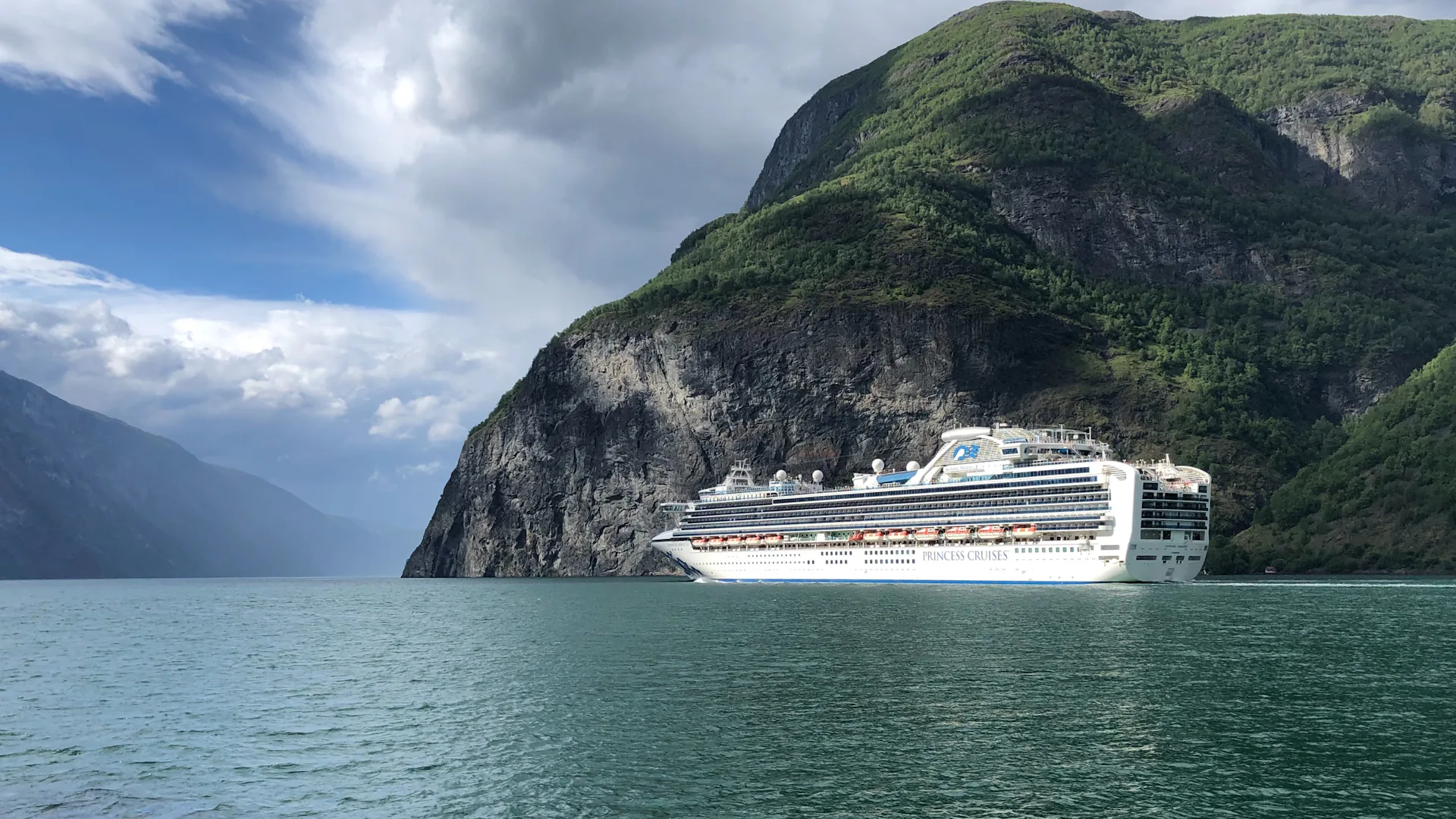 Sapphire-Princess-Norway