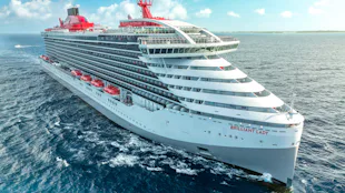 Brilliant Lady at sea